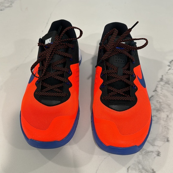 Nike Shoes - Picture 2 of 5